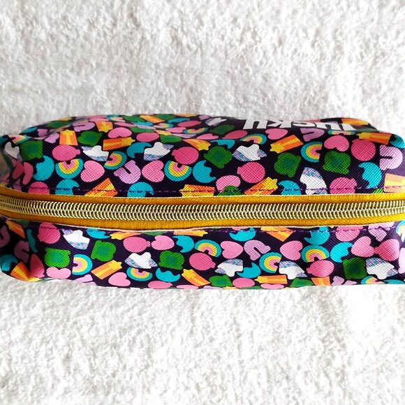 New! Old School LUCKY CHARMS Colorful 8" x 4.5" x 3.5" Cosmetic Bag SO CUTE! - Picture 2 of 8